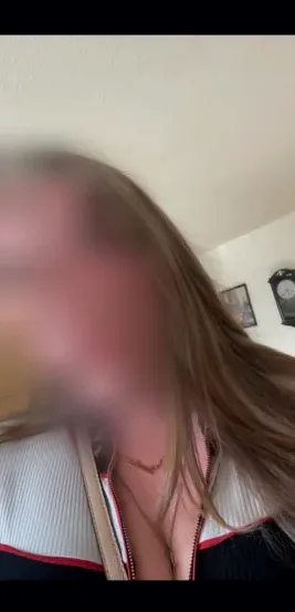 Carlota, 25 años