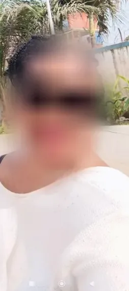 Yasmina, 25 años